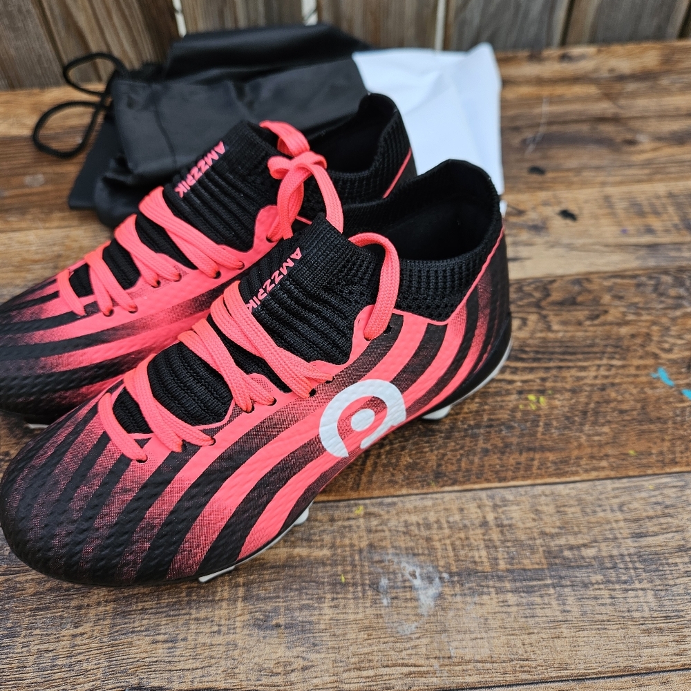 Kids' Black & Pink Soccer Cleats - Lightweight Youth Football Boots Size 11C - Picture 6 of 16
